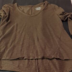 Chico's Taupe V-Neck Tee 3/4 Length Sleeves